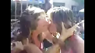 hot strand girls kissing -